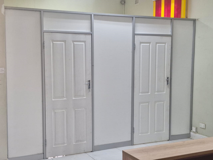 Corporate office partitioning by Engwave Kitchens